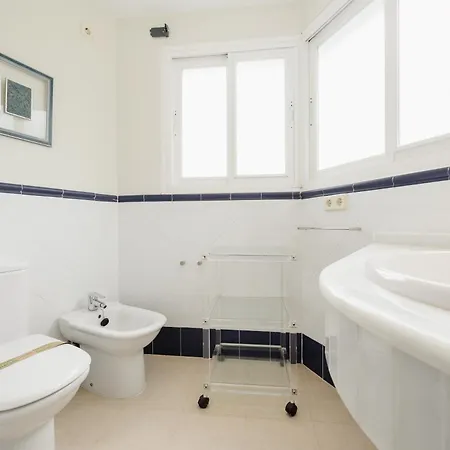 2 Storey Townhouse With Large Terrace Garden, Bbq And Close To The Beach, In Elviria, * Marbella