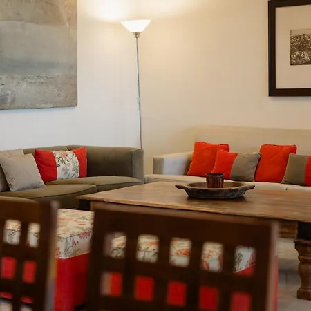 2 Storey Townhouse With Large Terrace Garden, Bbq And Close To The Beach, In Elviria, *