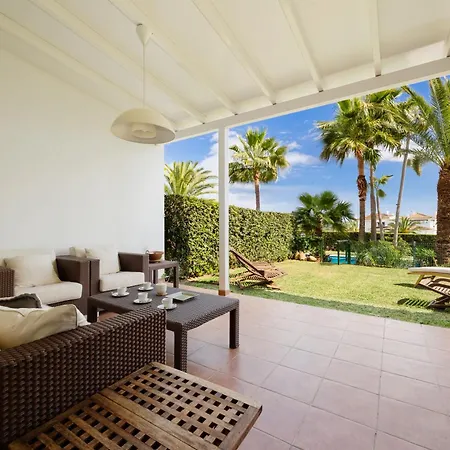 2 Storey Townhouse With Large Terrace Garden, Bbq And Close To The Beach, In Elviria,