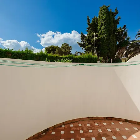 2 Storey Townhouse With Large Terrace Garden, Bbq And Close To The Beach, In Elviria, 公寓 *