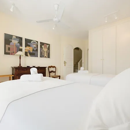 2 Storey Townhouse With Large Terrace Garden, Bbq And Close To The Beach, In Elviria, *