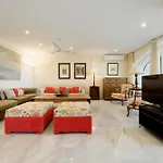 2 Storey Townhouse With Large Terrace Garden, Bbq And Close To The Beach, In Elviria,