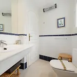 Apartment 2 Storey Townhouse With Large Terrace Garden, Bbq And Close To The Beach, In Elviria,